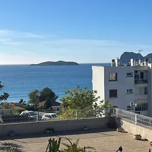 https://studio-avec-coin-nuit-vue-mer-la-ciotat.fr-provencehotel.com